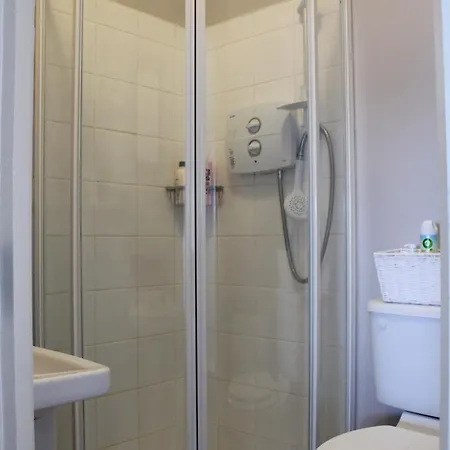 Flat - An Bonnan Bui *